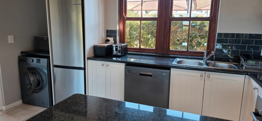1 Bedroom Property for Sale in Whale Rock Gardens Western Cape